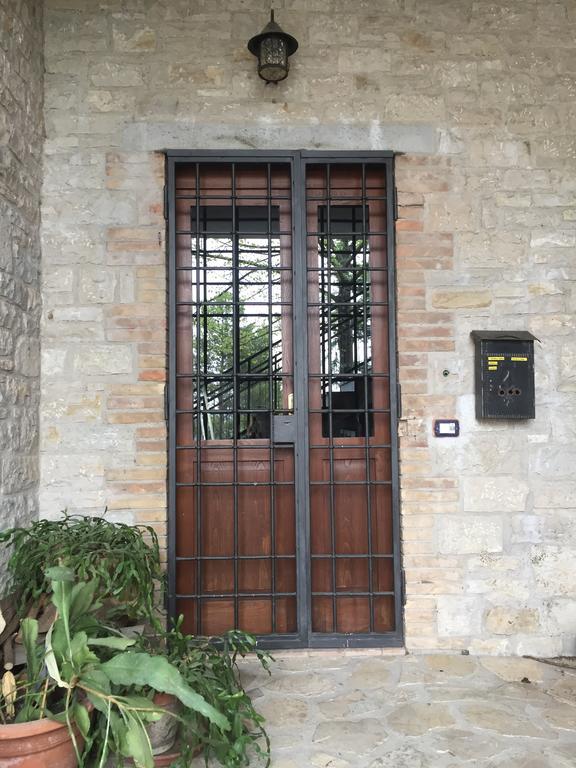 Appartamento Dell Agriturismo Pane E Olio Тоди Экстерьер фото